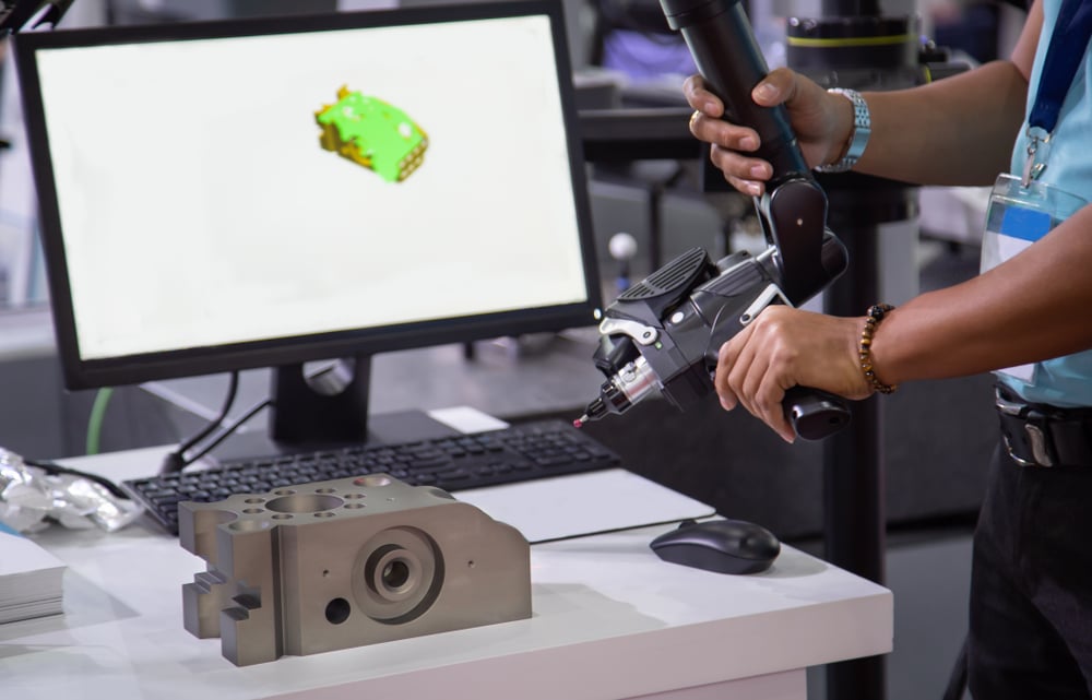 Industry,professional,operating,portable,3d,measuring,arm,probe,to,inspecting